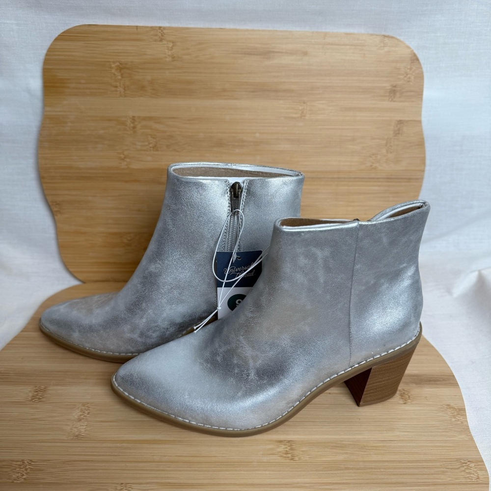 Universal Thread Silver Metallic Block Heel Ankle Boots Size 10